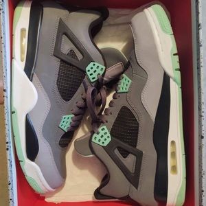 Green glow retro 4s